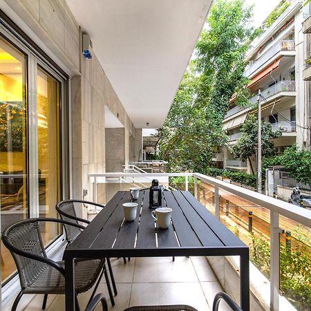 Urban Luxury On A Quiet Street In The Center Of Athens Apartment Exterior foto