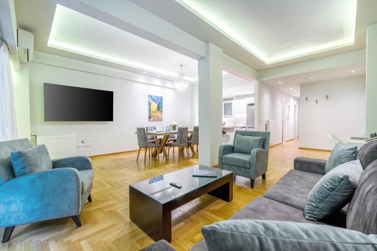 Urban Luxury On A Quiet Street In The Center Of Athens Apartment Exterior foto
