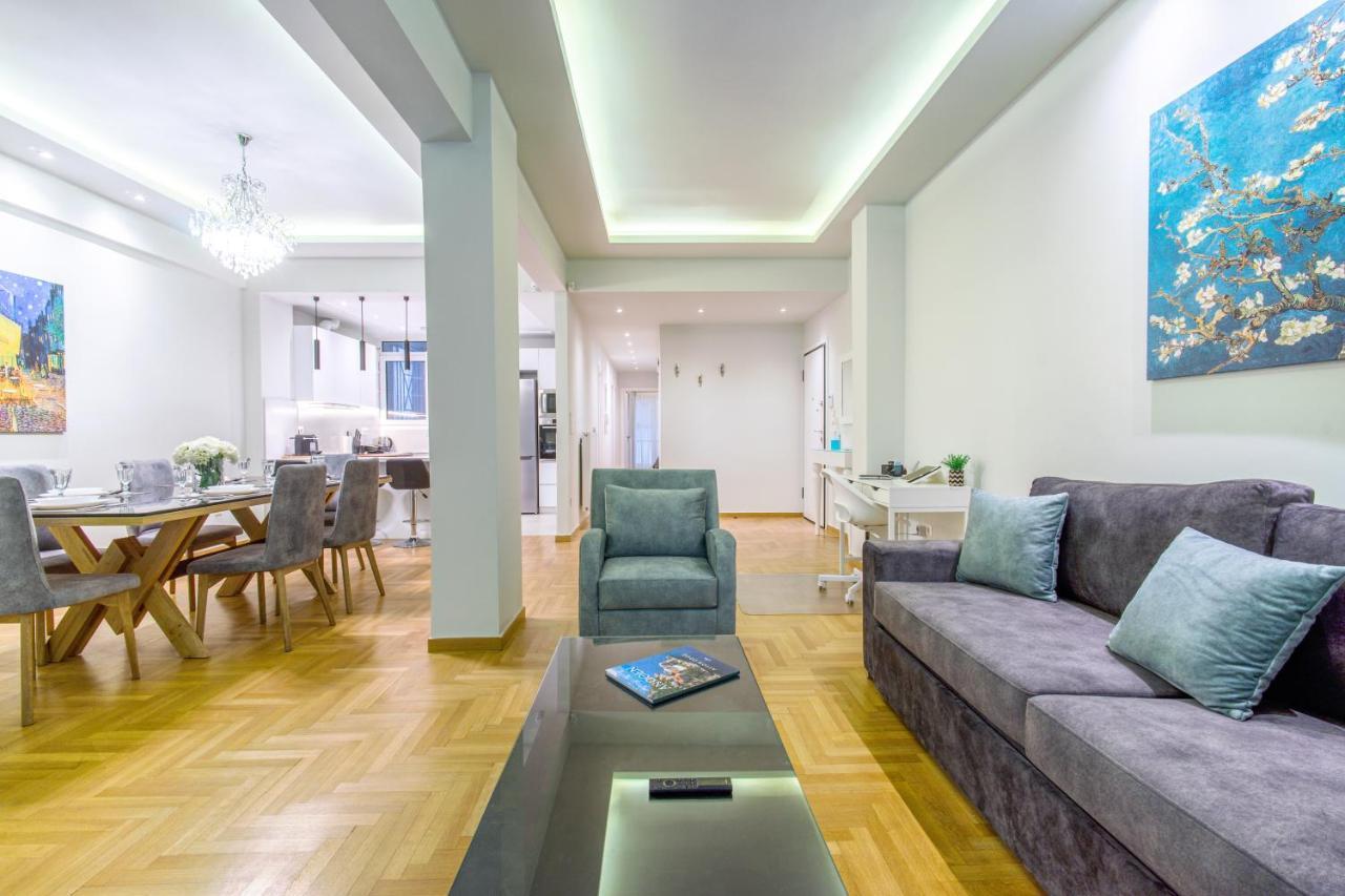 Urban Luxury On A Quiet Street In The Center Of Athens Apartment Exterior foto